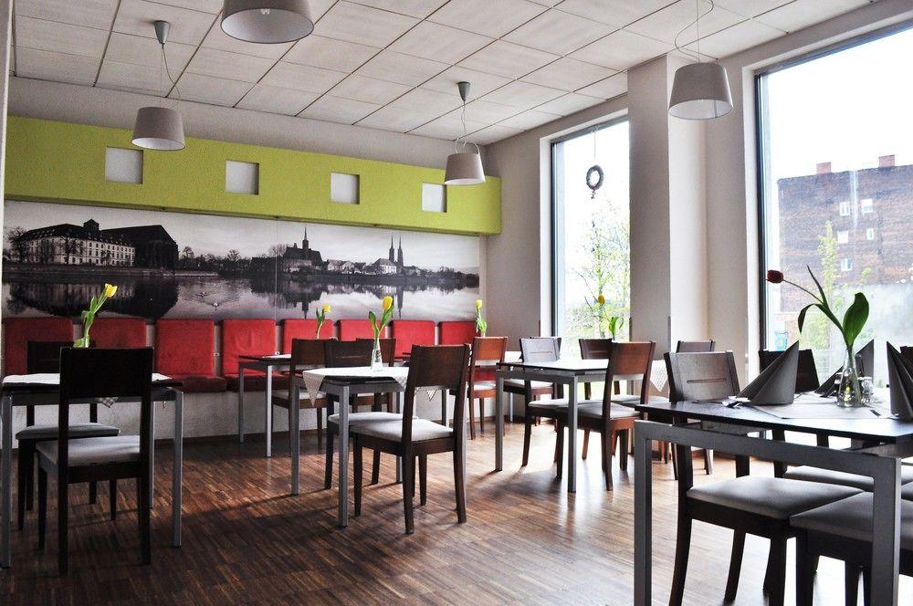 Weiser Hotel วรอตซวาฟ ภายนอก รูปภาพ